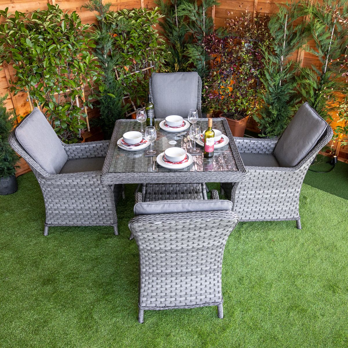 Rattan Serena Paris Square 4 Seat Dining Set