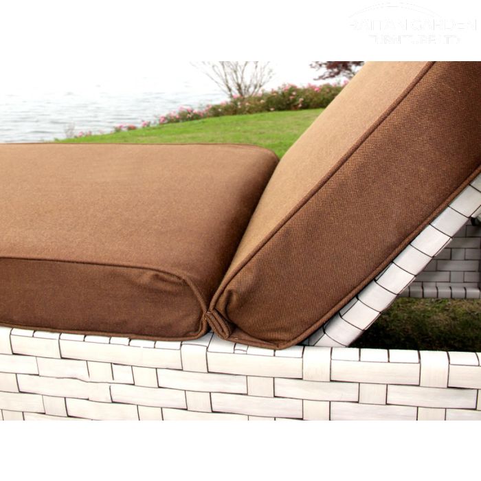 Rattan Ivory Wide Single Sun Lounger in Cream