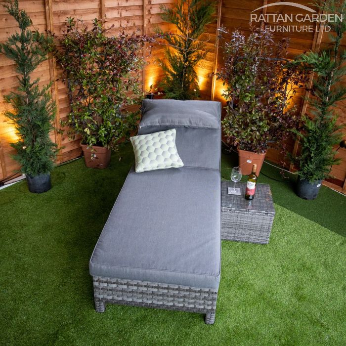 Rattan Serena Deluxe Extra Wide Wheeled Lounger