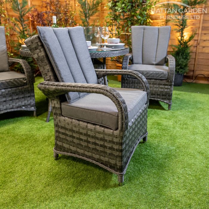 Rattan Serena Tokyo Round 4 Seat Fire Pit Set