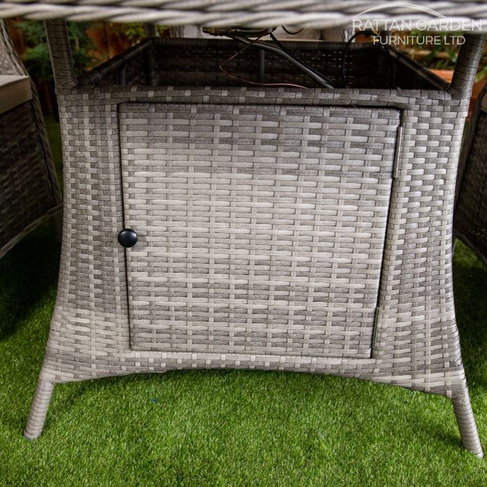 Rattan Champagne Paris Round 4 Seat Fire Pit Set